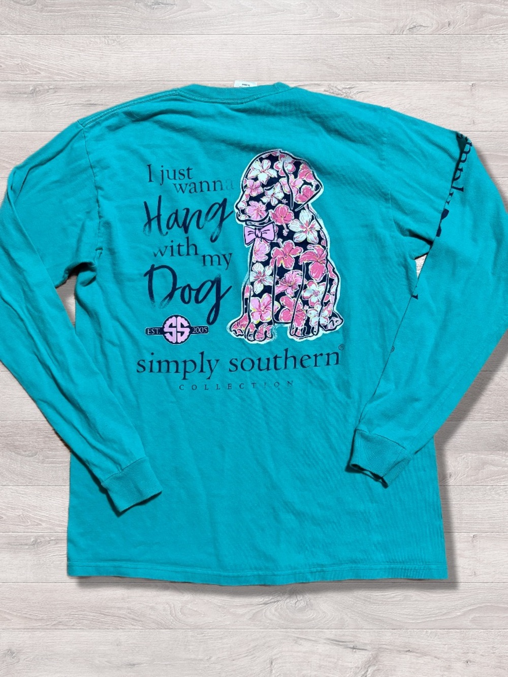 Simply Southern Size Medium Green I Just Wanna Hang With My Dog Shirt